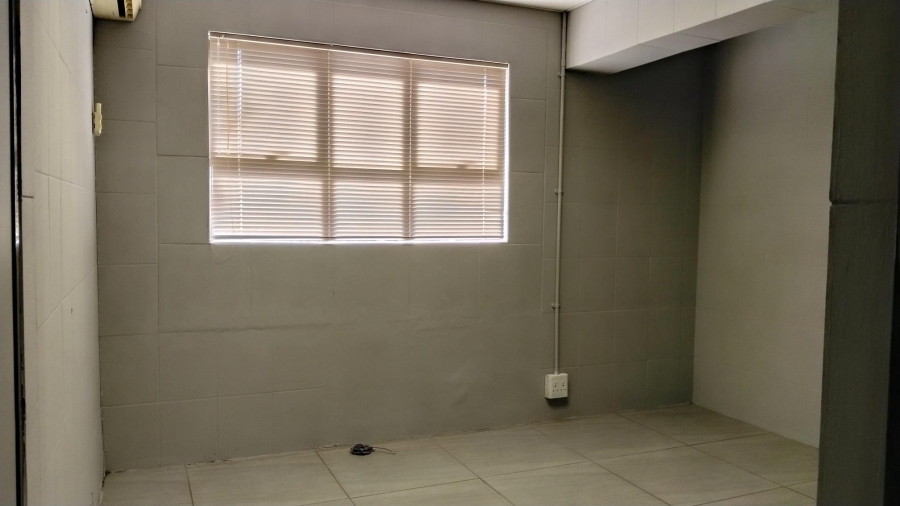 To Let Commercial Property for Rent in Safari Gardens North West